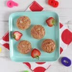 Delicious Banana & Egg Mini Muffins made with just three natural ingredients. Perfect for baby weaning and toddler finger food too!