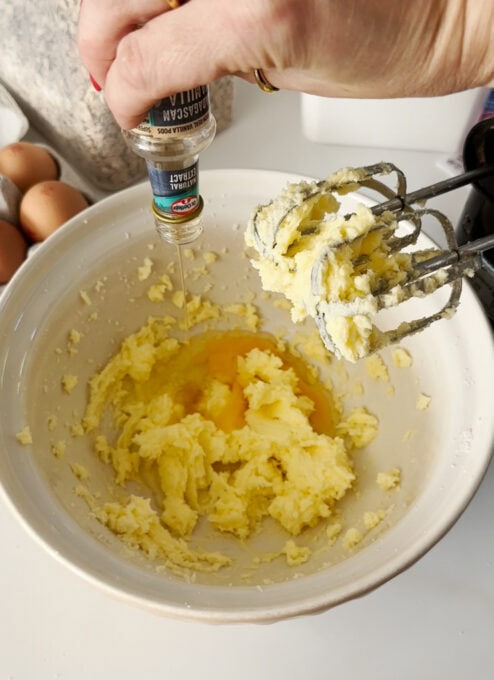 Step by step images of how mini cookies are made.